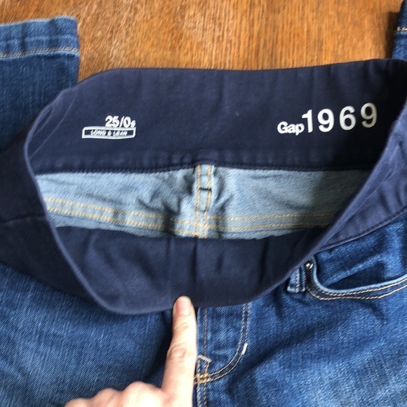 Gap Maternity Long & Lean Bootcut Jeans - Picture 4 of 6